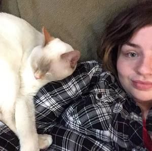 Meet your Posher, Cassie